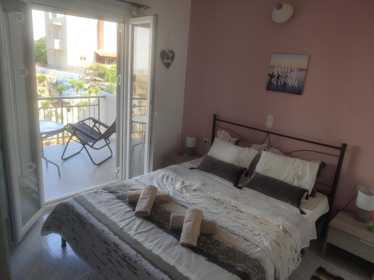 Bee Life Apts, Sweet House Villa Kokkinos Pirgos Bagian luar foto