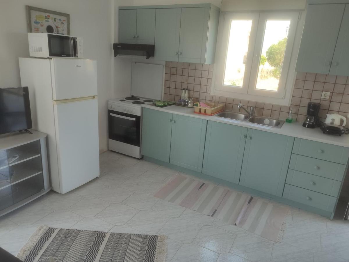 Bee Life Apts, Sweet House Villa Kokkinos Pirgos Bagian luar foto