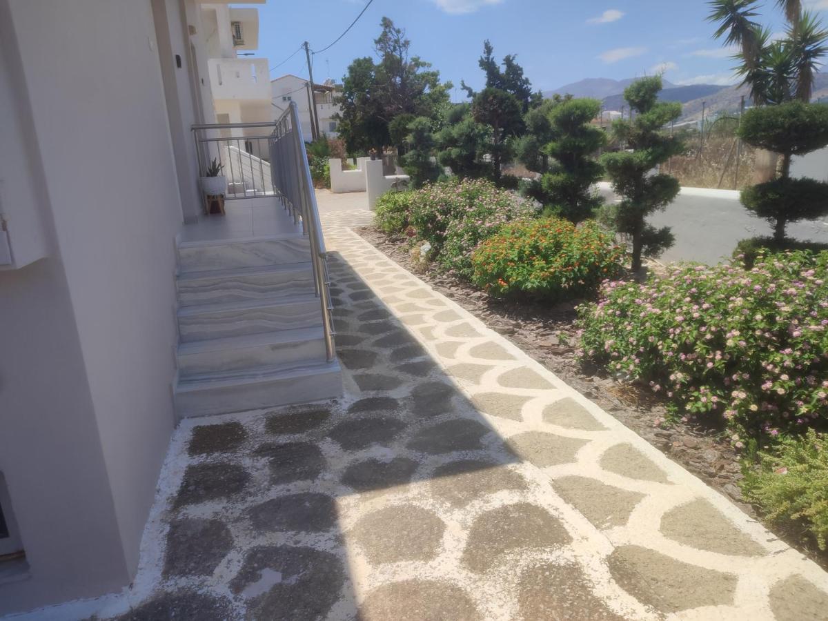 Bee Life Apts, Sweet House Villa Kokkinos Pirgos Bagian luar foto